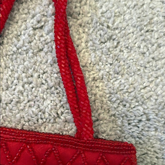 Danier NWT Vibrant Red Sequin Mini Bag 6”*6,5”. - Picture 4 of 7